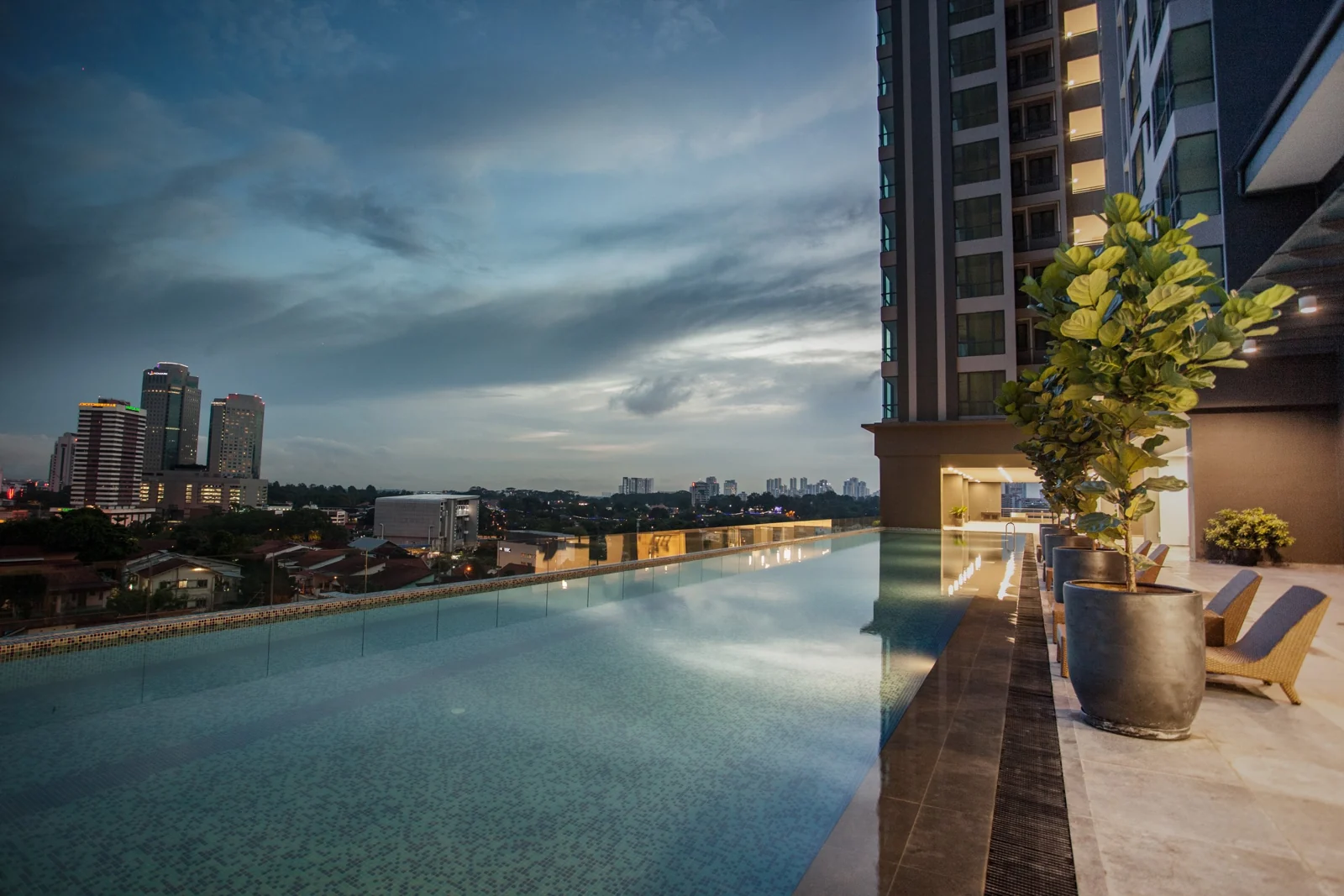 Infinity pool at SKS Pavillion Residences, level 8